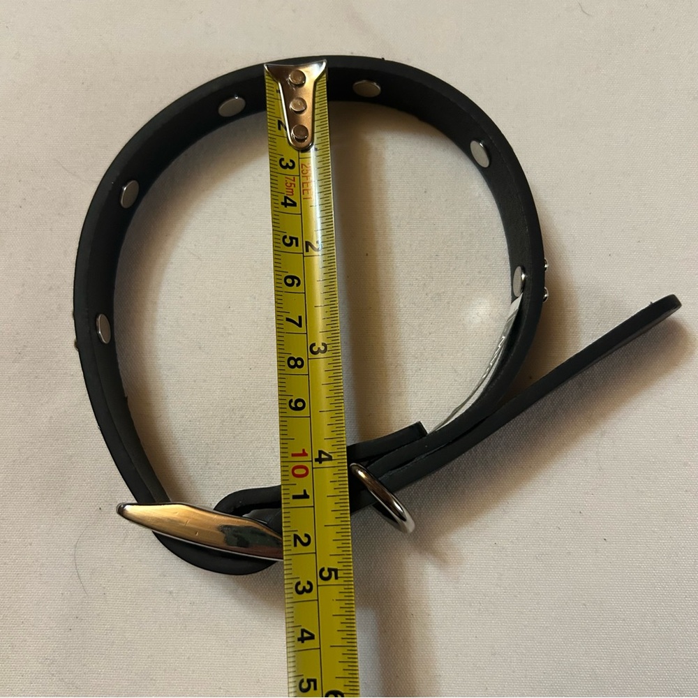 Medium Bone Black Leather Collar - Picture 3 of 6